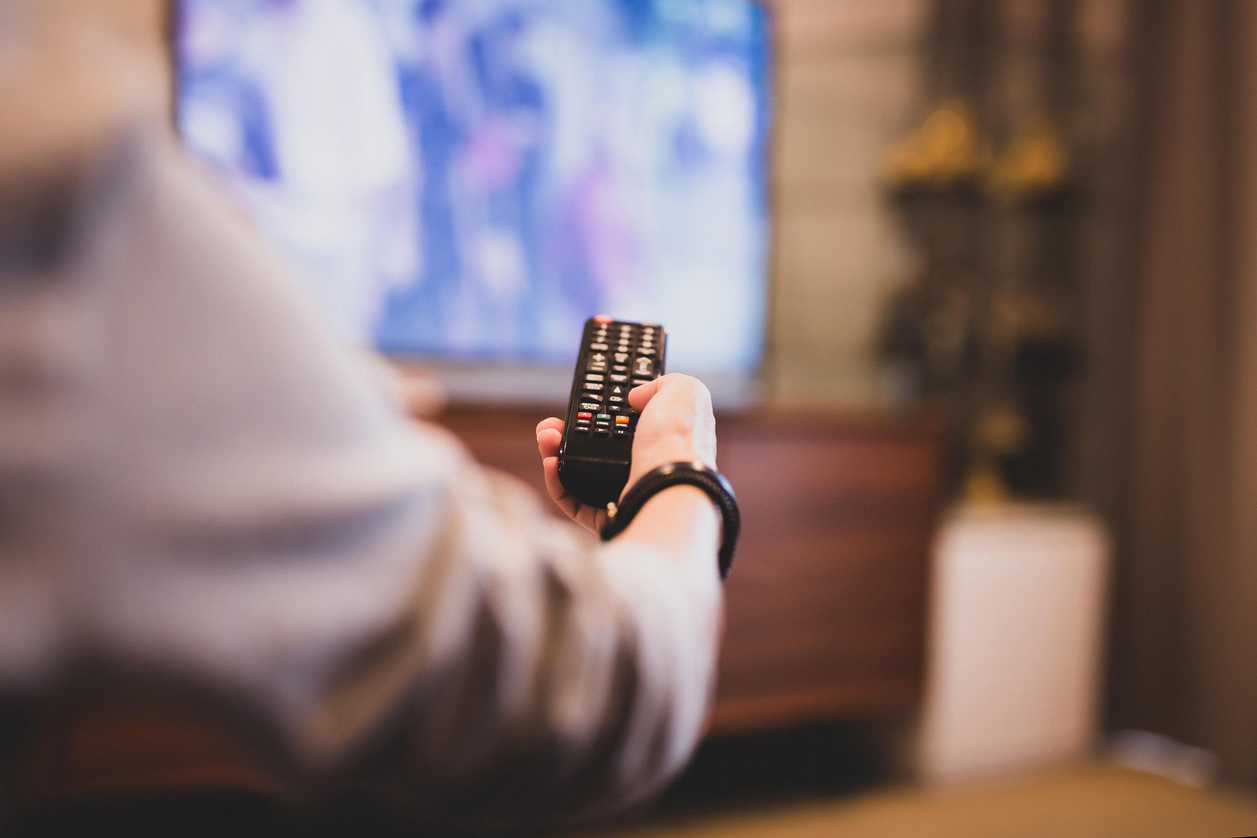15 év után hívták be az elemzőt a köztévébe, nem akármilyen mondattal nyitott
