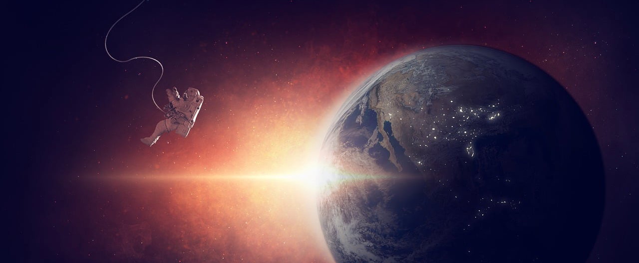 Ezért nem visz az űrbe a NASA grafit ceruzát, életveszélyben lennének az űrhajósok