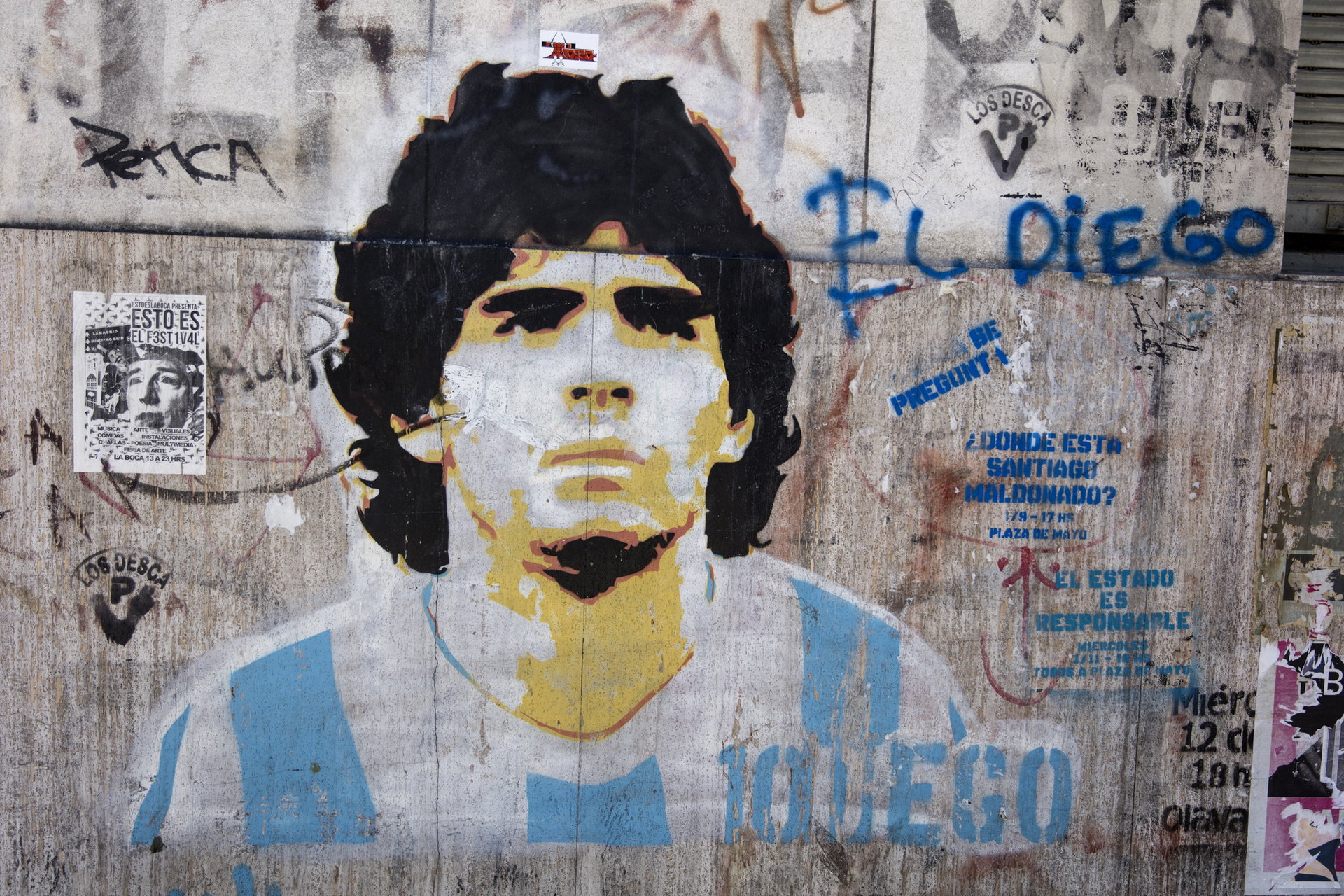 Maradona „Isten keze”, 40 éve született meg a futballtörténelem talán leghírhedtebb gólja, Messiék pedig a vb-n menetelnek az isteni Diego nyomdokain