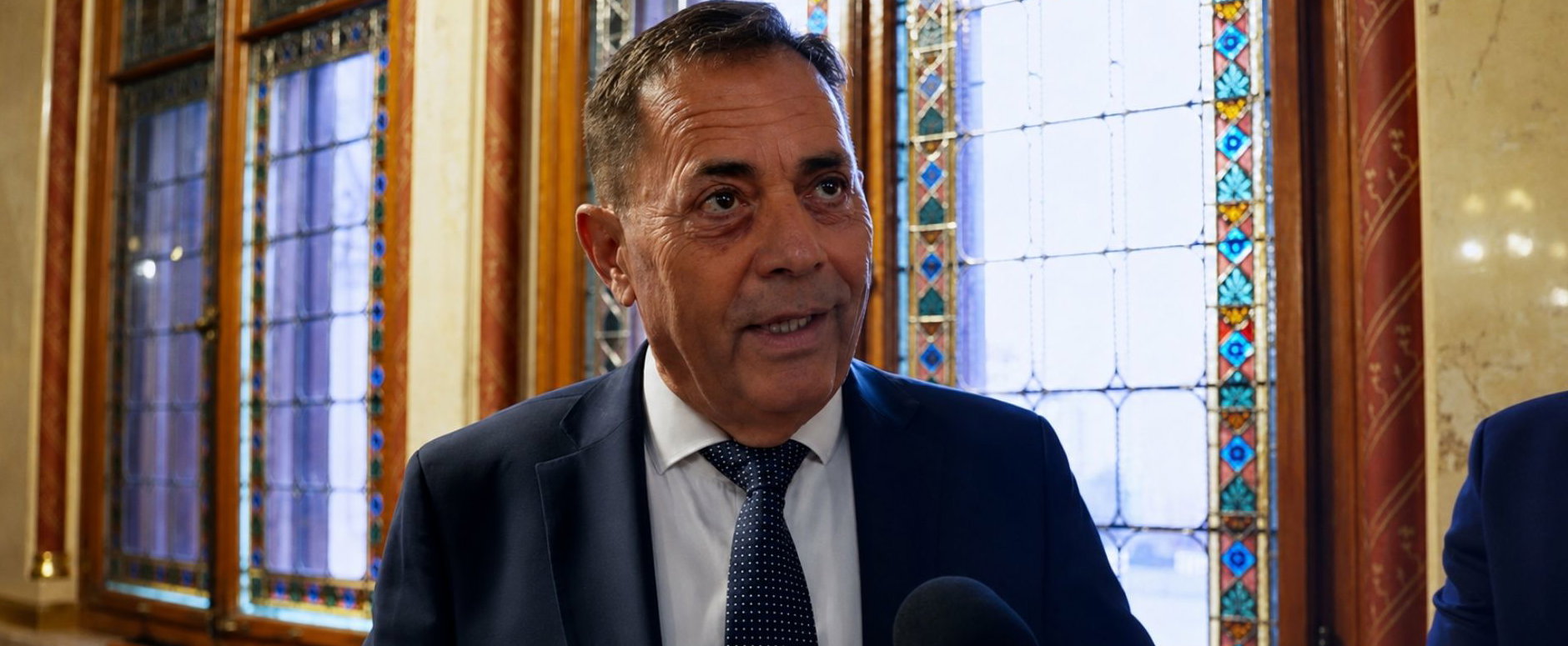 Pócs János kifakadt: „Magyar Péter orvvadász! Magyar Péter skalpvadász!” – közben Erdélyből is üzentek neki