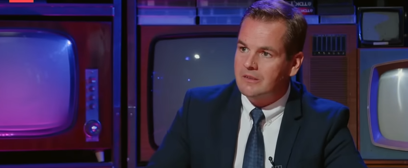 A vecsési Digitális Polgári Kör tagjai atomjaira szedték Német Balázst, amiért szájára vette a TISZA vagyonát