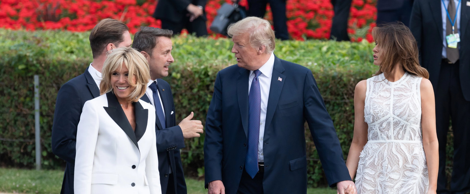A francia elnök mostohalánya is egy buja ragadozó, anyját másolja a szőke Tiphaine