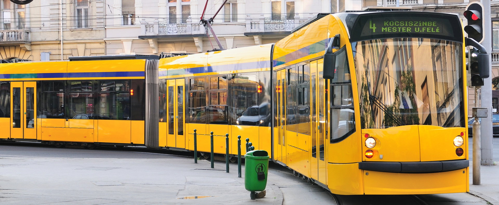 Nem hiszünk a szemünknek! Kiderült, mennyit keres Magyarországon egy villamosvezető
