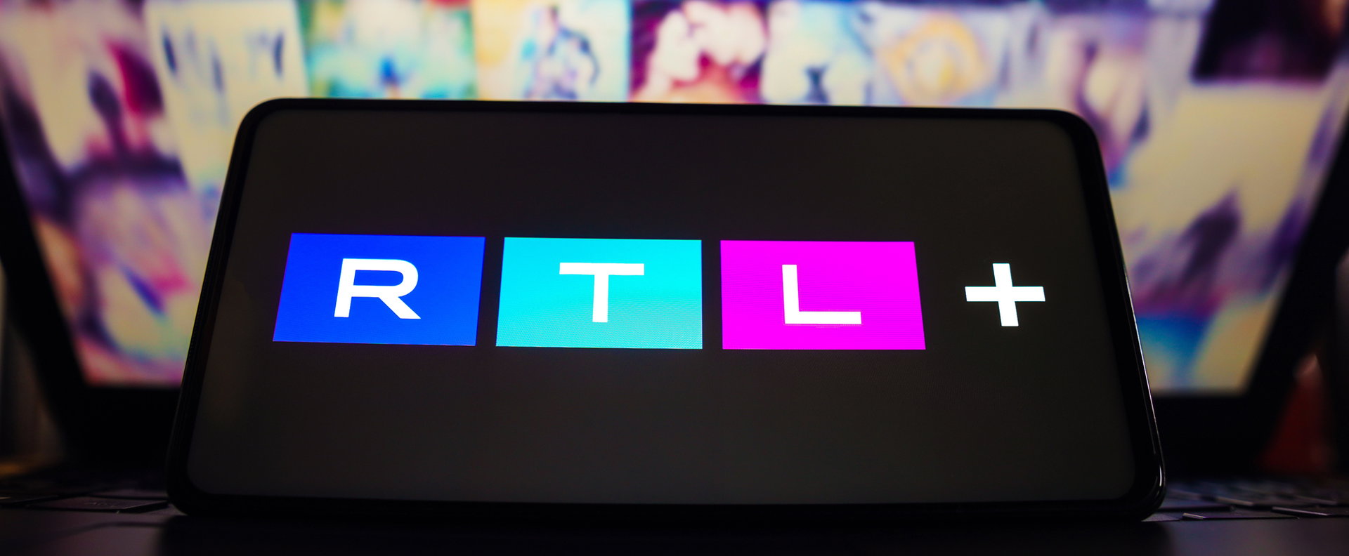 Az RTL kamerái előtt mérgezték meg a sztárokat: Jáksó László miatt az egyik vendéget a mentő vitte el