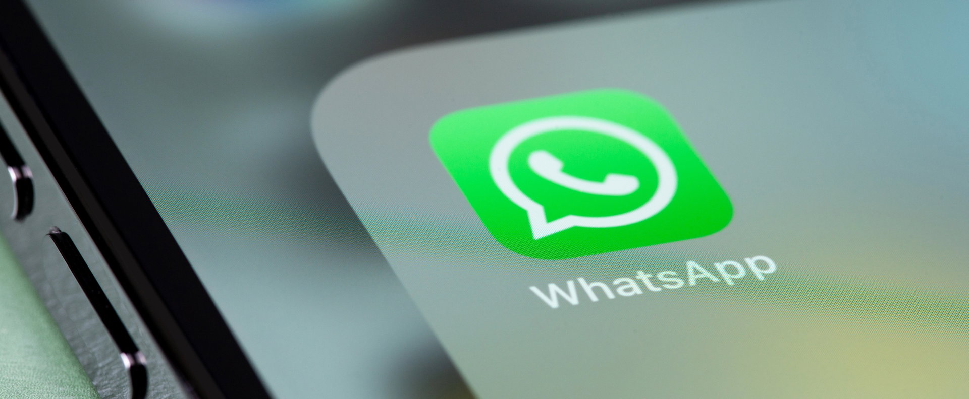 Ennek sokan nem fognak örülni: fizetőssé válik a WhatsApp egyik népszerű szolgáltatása