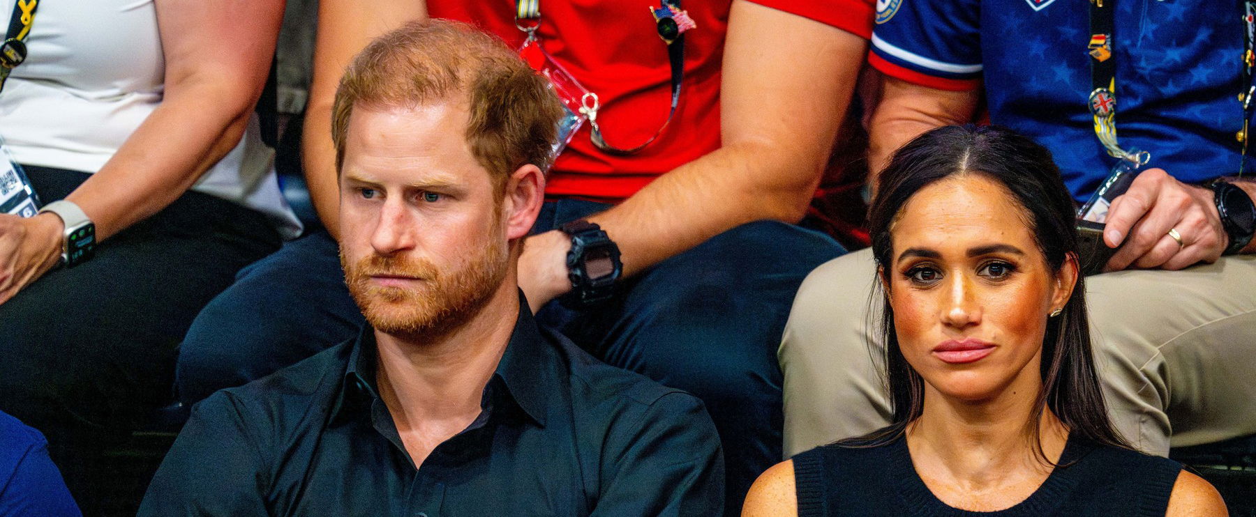 Titkos dossziét vezethet Harry herceg és Meghan Markle a palotával folytatott egyeztetéseikről