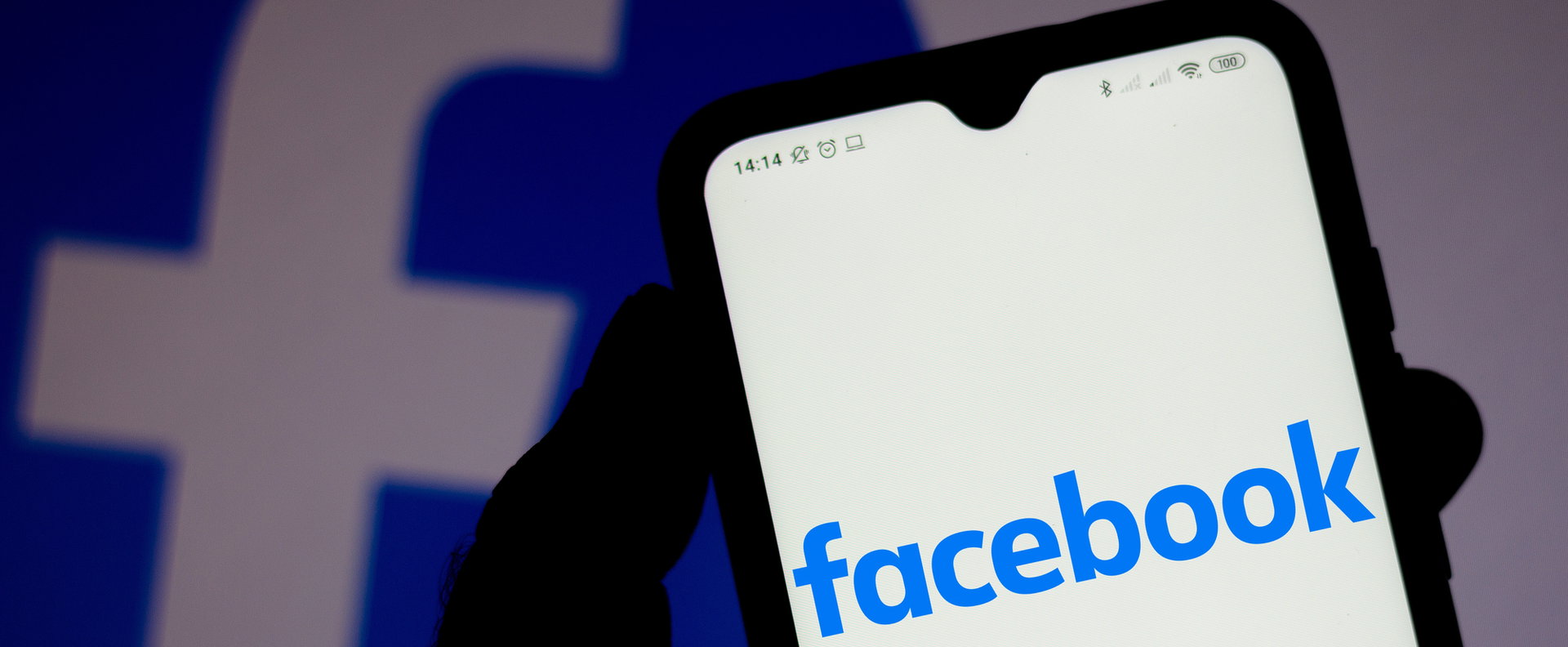 Furcsa poszt jelent meg Seszták Miklós Facebook-oldalán, de ami ezután történt az még rejtélyesebb