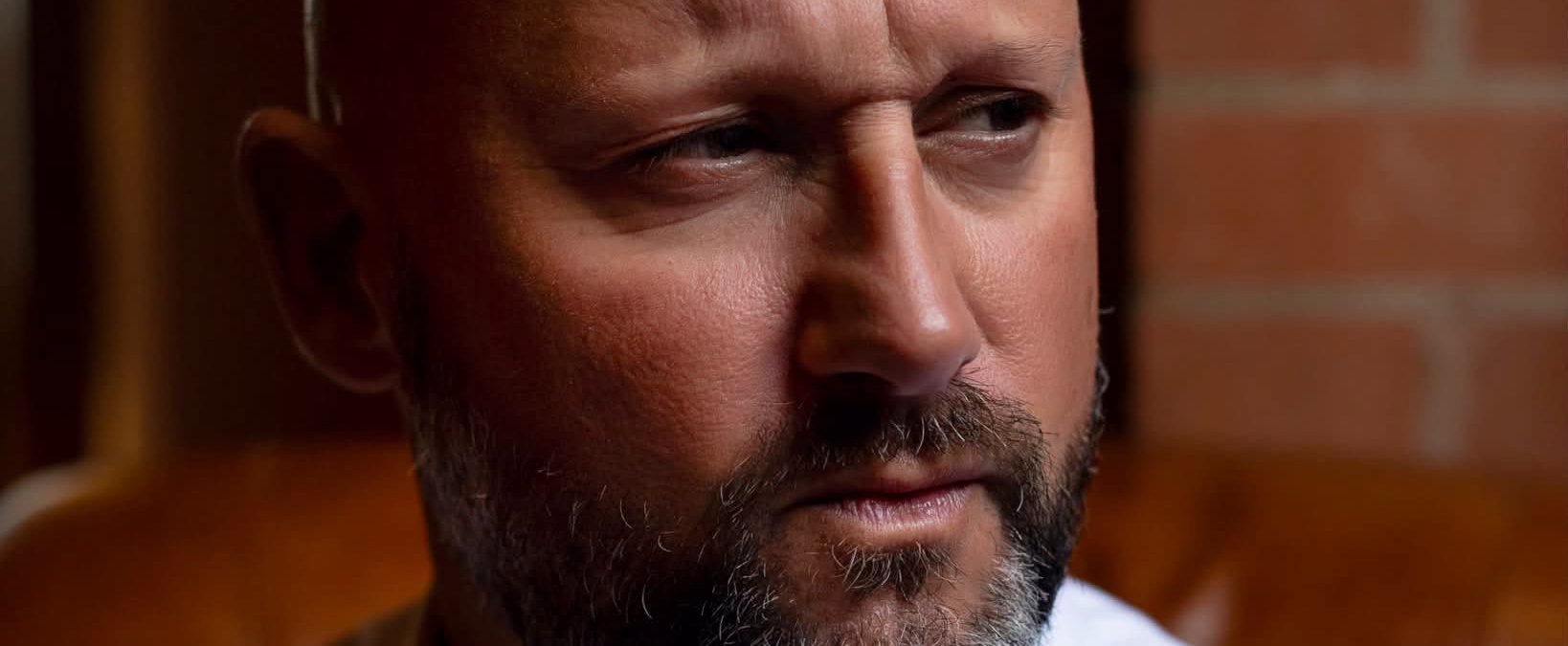 „Én kur*ára nem erre szavaztam b*zdmeg” – Alekosz keményen nekiment a Tiszának