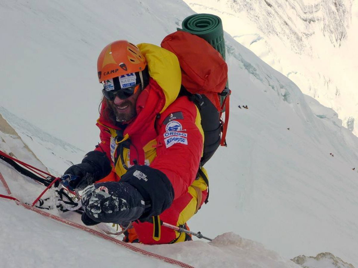 Klein Dávidnak fel kellett adnia az Everest expedíciót