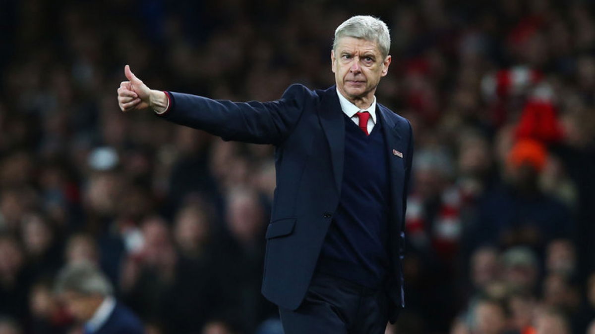 Wenger és az Arsenal továbbra is egy pár lesznek