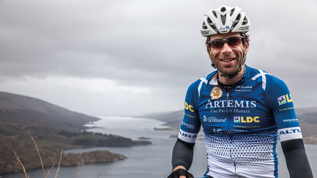 Mark Beaumont 79 nap alatt biciklizte körbe a földet