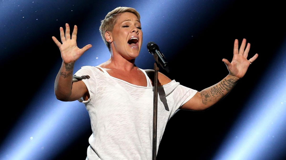 P!nk ennél közelebb nem kerülhetne hozzánk