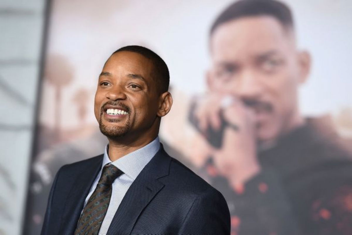 Will Smith ötvenéves, ennek örömére fejest ugrott a semmibe