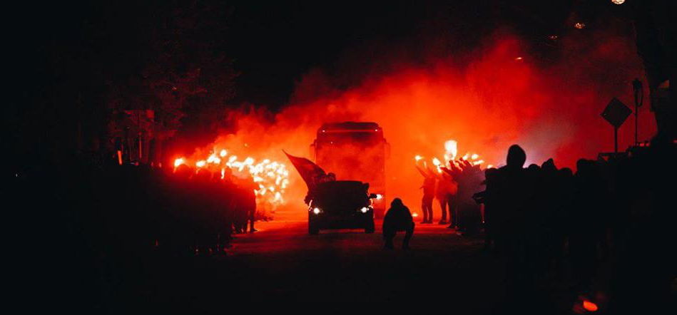 Elképesztő látvánnyal készültek az orosz szurkolók