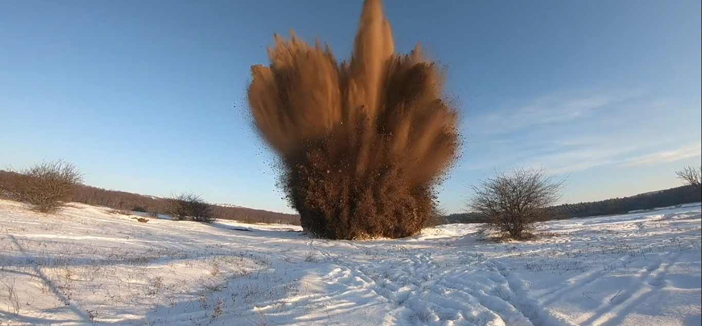 Óvodából a bombák közé: magyar tűzszerészhölgyek mesélnek