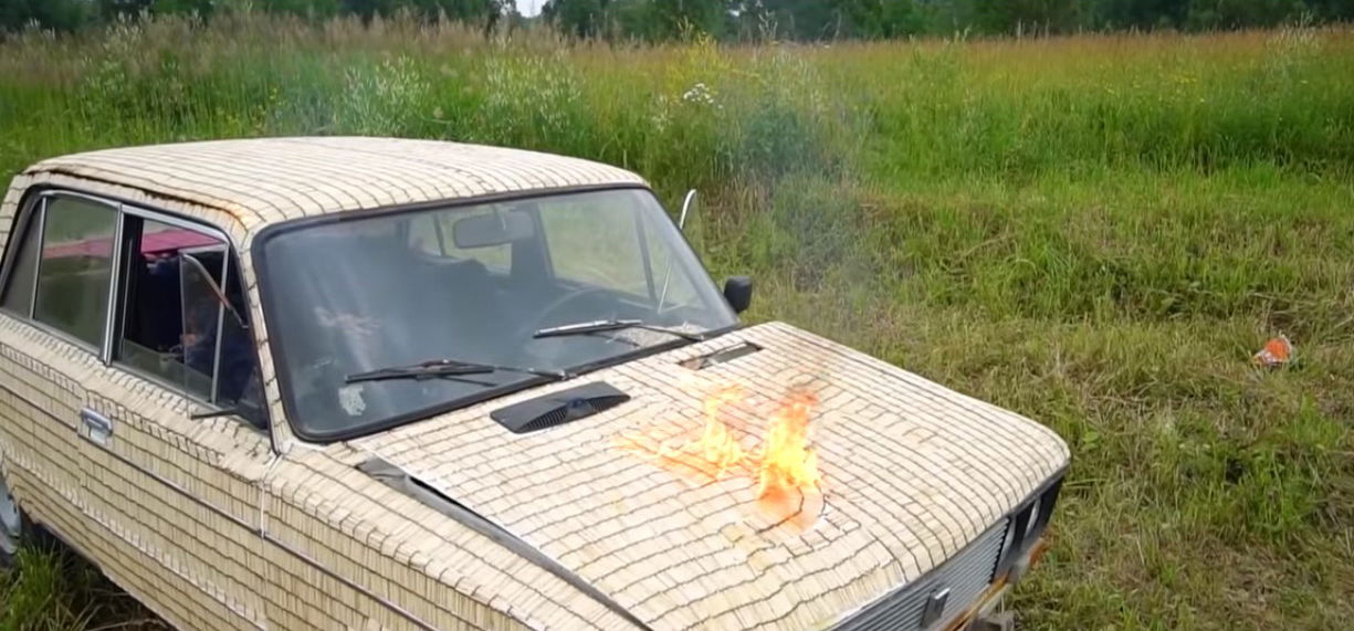 Lángra kap-e a Lada félmillió ráragasztott gyufától?