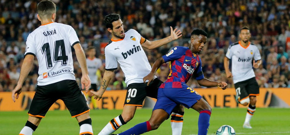 A fiatalok elvitték a show-t a Barcelona meccsén – videó