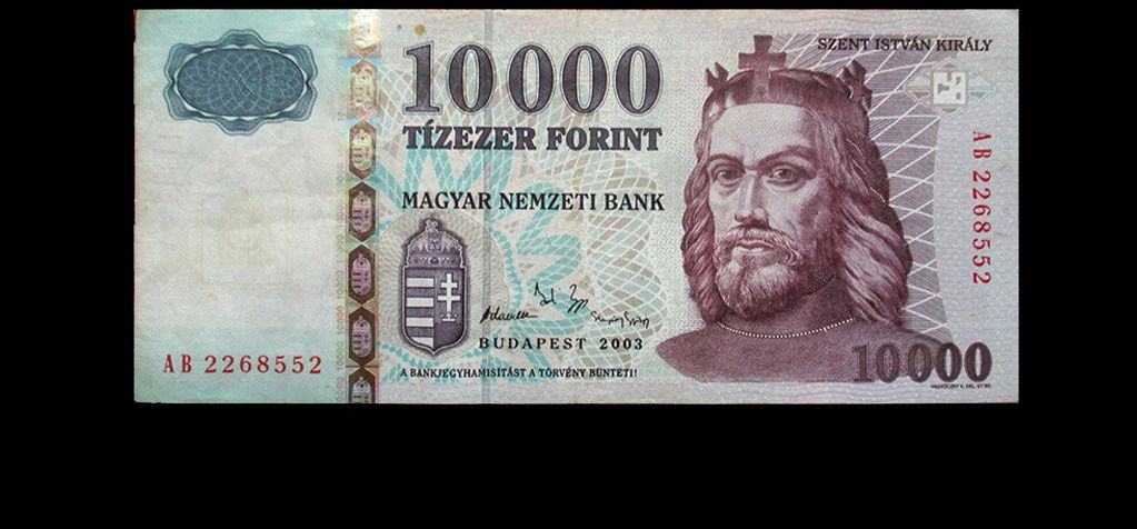 Szia, Szent István király! – még egy napig lehet fizetni a régi tízezressel