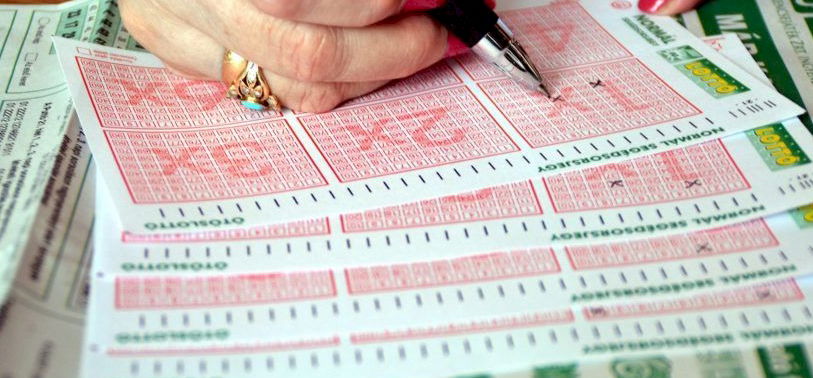 Ötös lottó: valaki majd 100 millió forintot nyert a Jokerrel