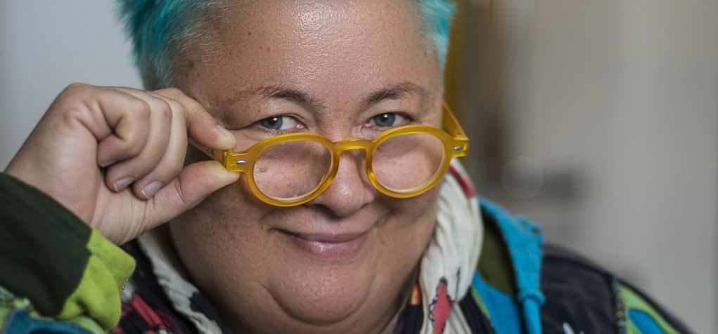 Falusi Mariann: „Cipeljük a dalok súlyát, ahogy cipeljük azt is, amit megettünk életünk során”