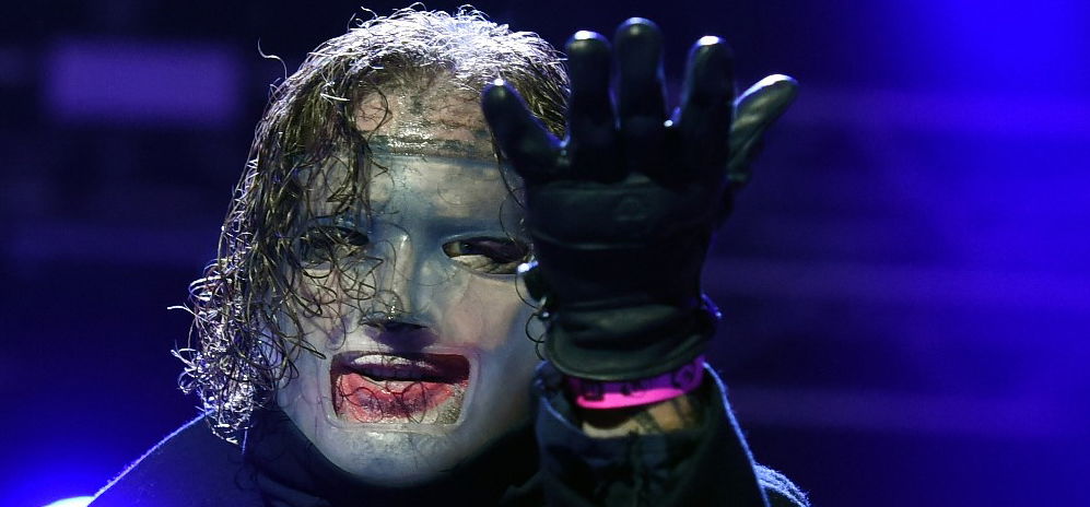A Slipknot énekese Shakirát tartja a legszexibbnek – interjú