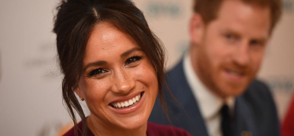 Meghan Markle új életének első munkája kikerült a netre – videók