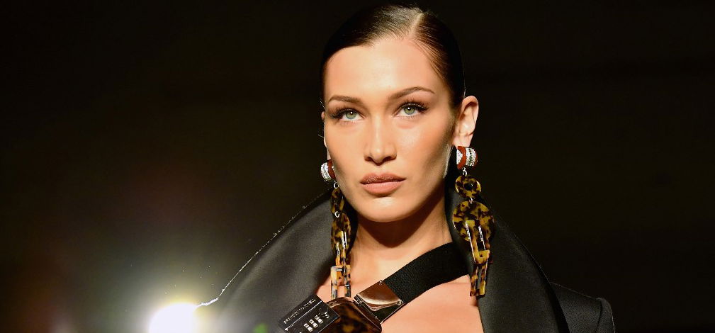 Meztelen képet rakott ki magáról Bella Hadid