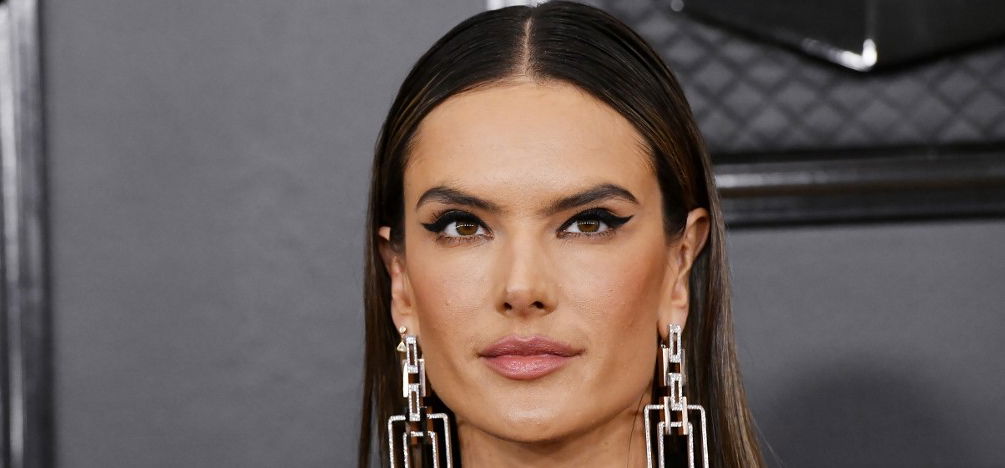 Alessandra Ambrosio ennél meztelenebb nem is lehetne – válogatás 