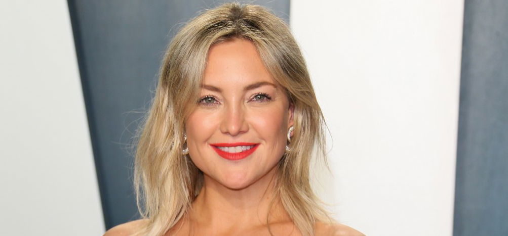 Kate Hudson fürdőruhában vagy cicanadrágban a szexibb? – válogatás