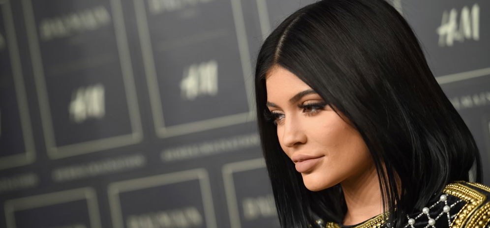 Kylie Jenner a mellével, Demi Rose a fenekével hódít – válogatás