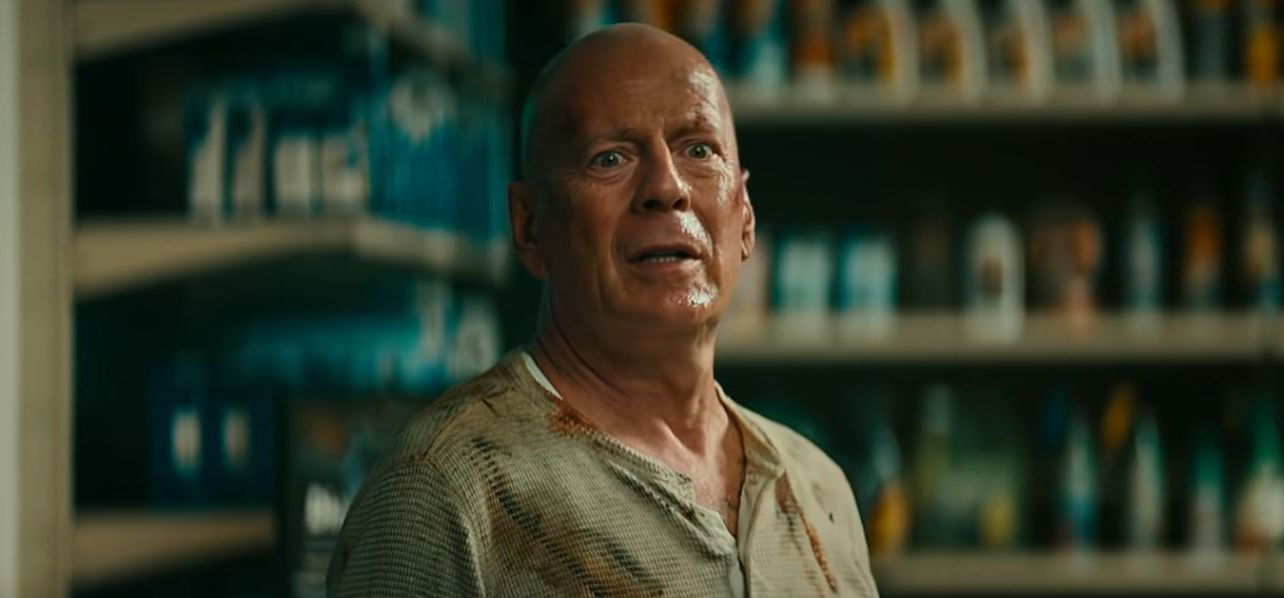 Bruce Willis ismét John McClane bőrébe bújt egy mókás reklámban – videó