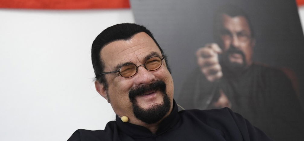 Steven Seagal brutális hülyeséget csinált, lehet, hogy nem készíthet több filmet