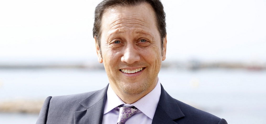 Nagypapa lesz a Tök alsó sztárja, Rob Schneider