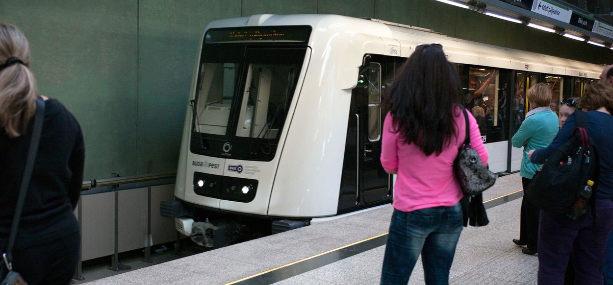 Kell még maszk a buszon és a metrón? A BKK válaszolt