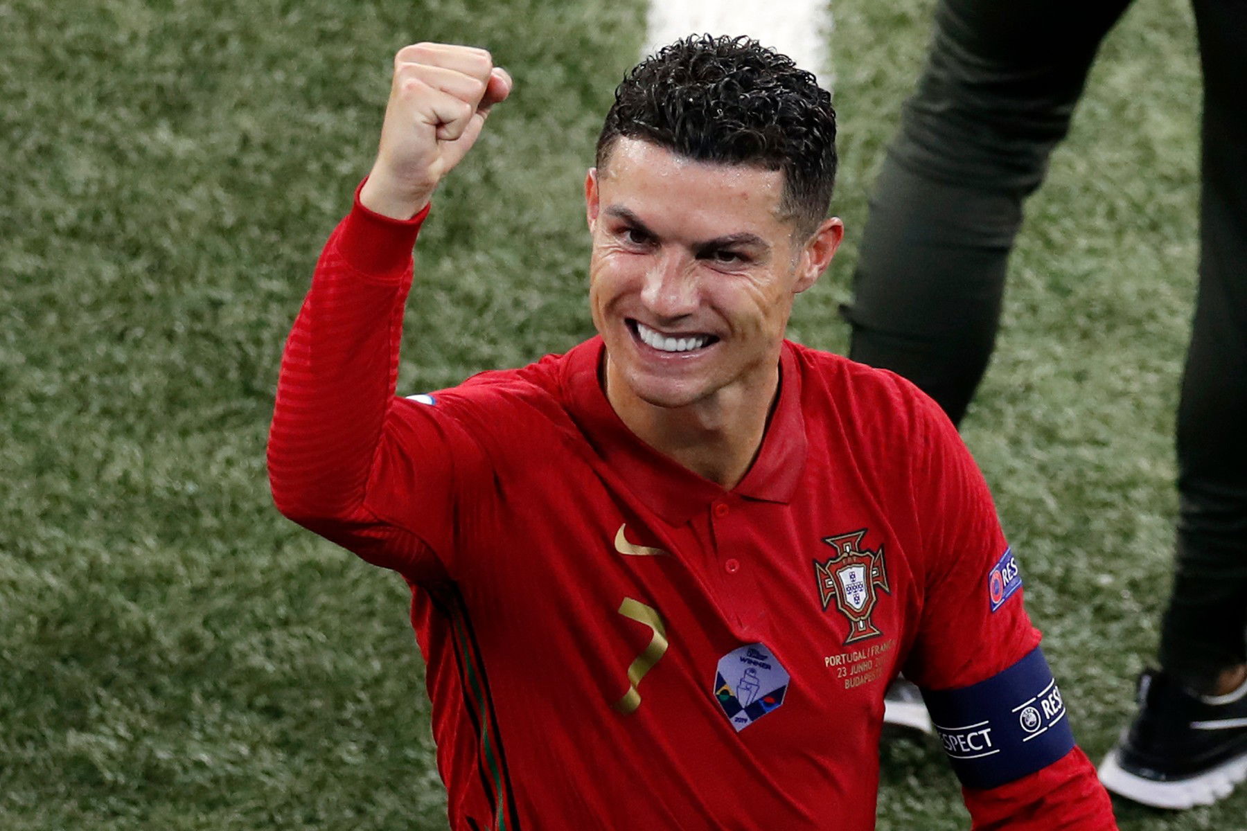 Puzsér Róbert könyörtelenül nekiment Cristiano Ronaldónak - egy istennel kevesebb lett a Földön?