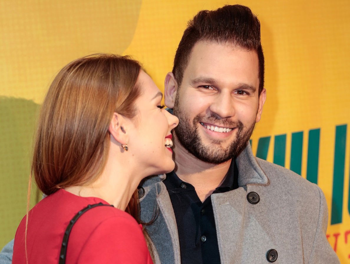 Rubint Réka lebuktatta Rácz Jenőéket: kiderült a baba neme! – videó ...