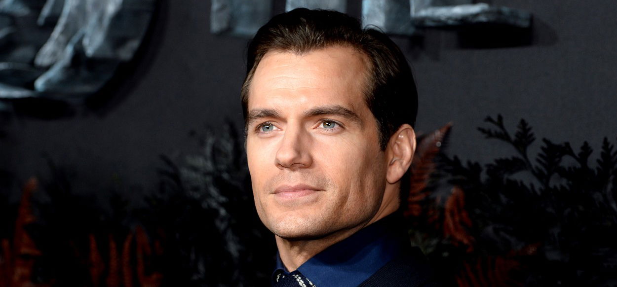 Így néz ki az acélkolosszus, Henry Cavill csúcsbombázó barátnője - videó