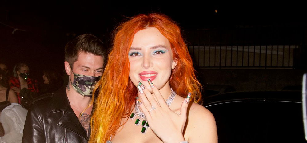 Túl messzire ment? Bella Thorne bugyivillantása azonnal felforrósítja a nappalidat - fotó (18+)