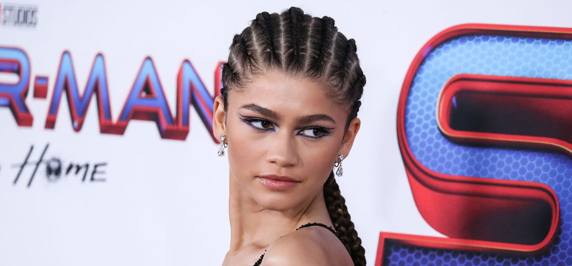 Zendaya fergeteges külsővel indítja az újévet a vörös szőnyegen - videó