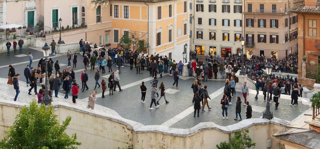 Döbbenet: íme a csudálatos falu, ahol mind a 300 lakos egyetlen házban lakik, mégis hogyan? A megoldás pofonegyszerű