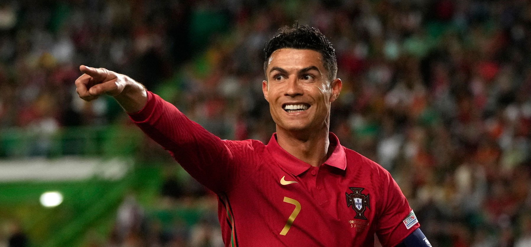 Cristiano Ronaldo igazi alfahímmé gyúrta magát, embertelenül néz ki